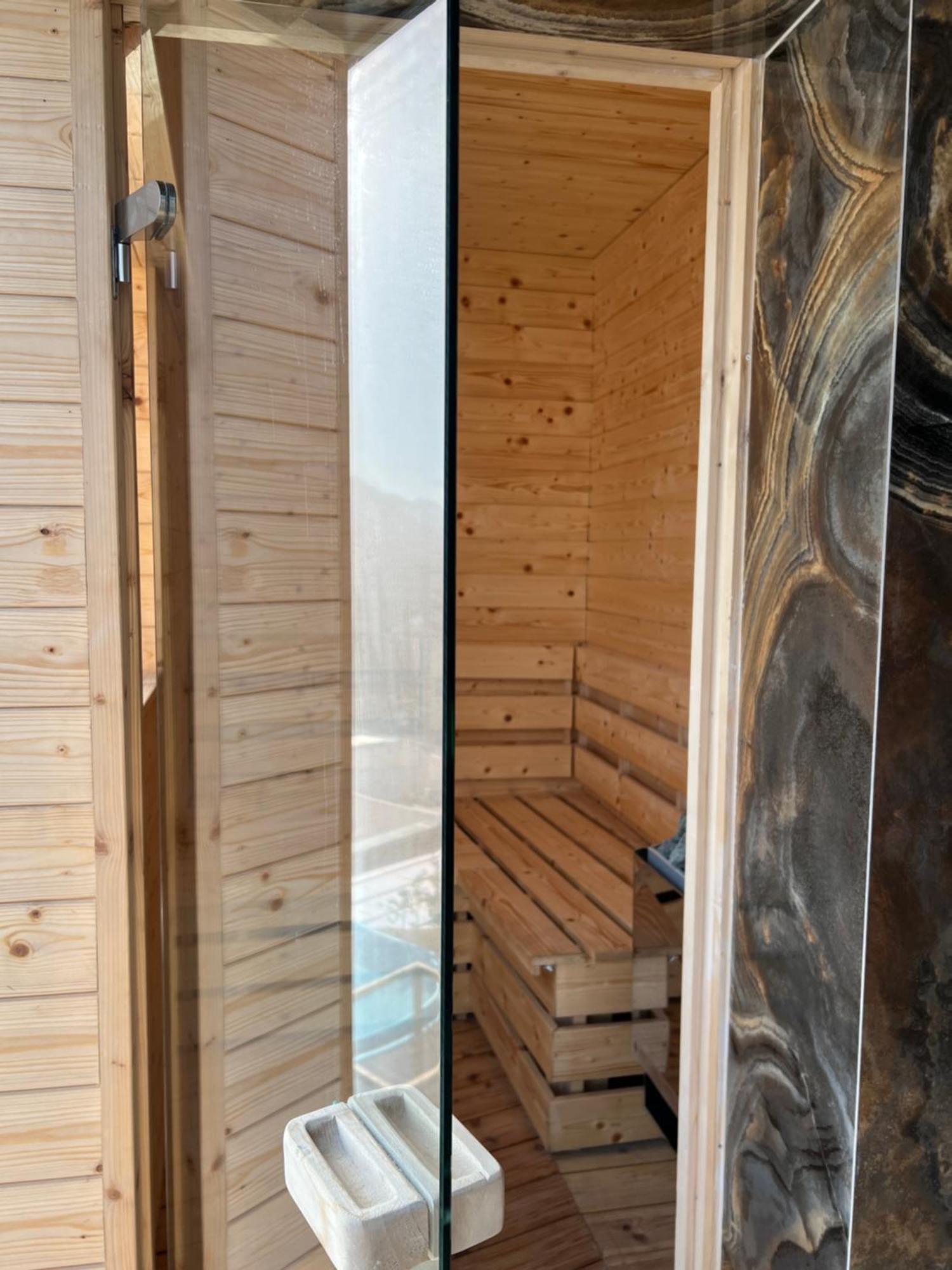 Arka Art Hotel Kashar Екстер'єр фото A modern Finnish sauna