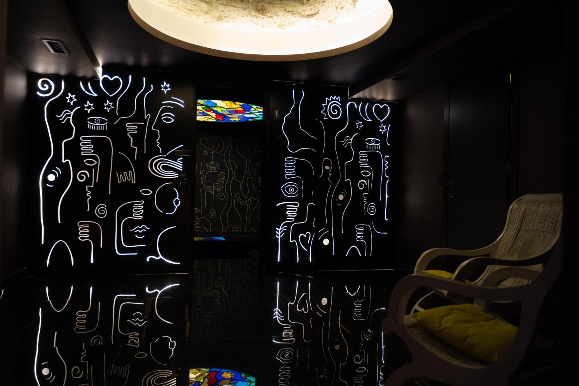 Arka Art Hotel Kashar Екстер'єр фото The interior of the elevator